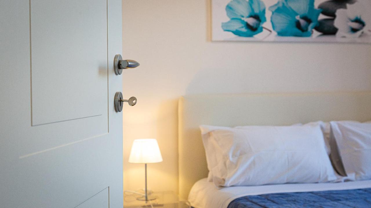 Karan'S Aparment Rental In Ρώμη Εξωτερικό φωτογραφία